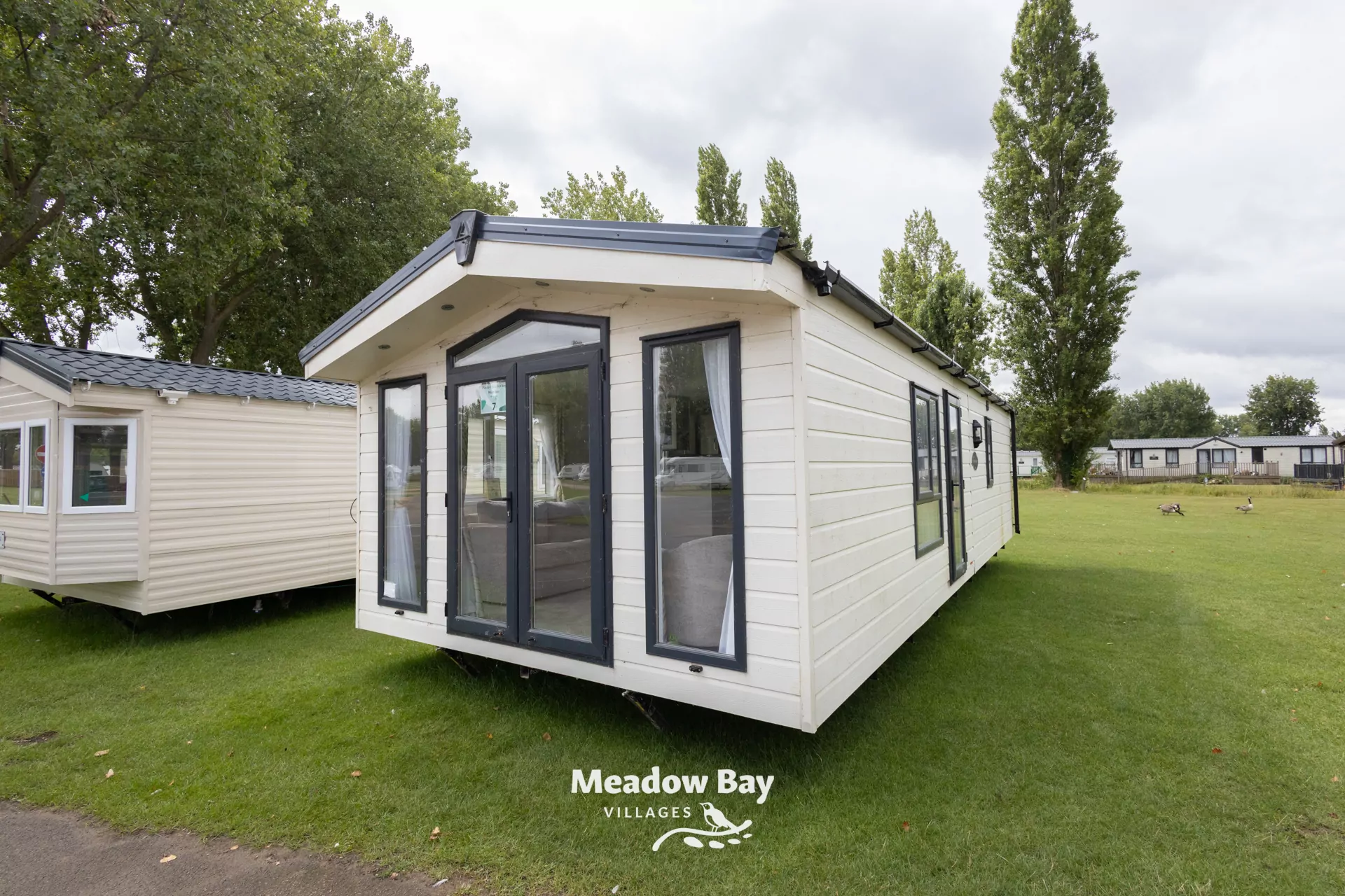 property gallery image 1