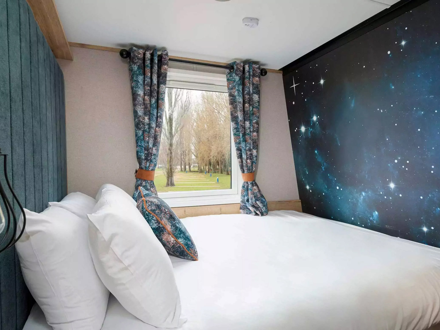 Accommodation Galaxy Themed Bedroom at Billing Aquadrome