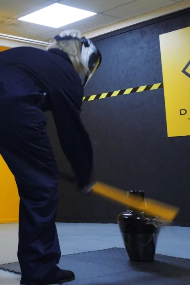 Rage room