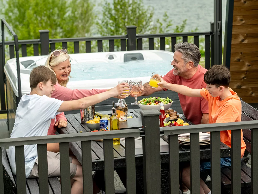 Facilities Private Hot Tub Lodge at Billing Aquadrome