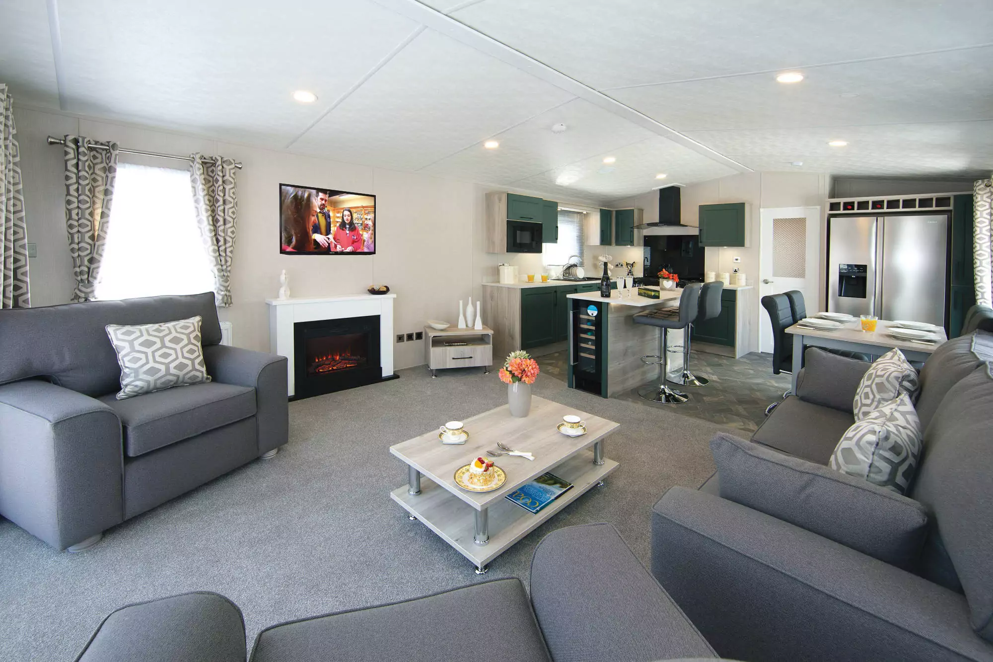 property gallery image 1